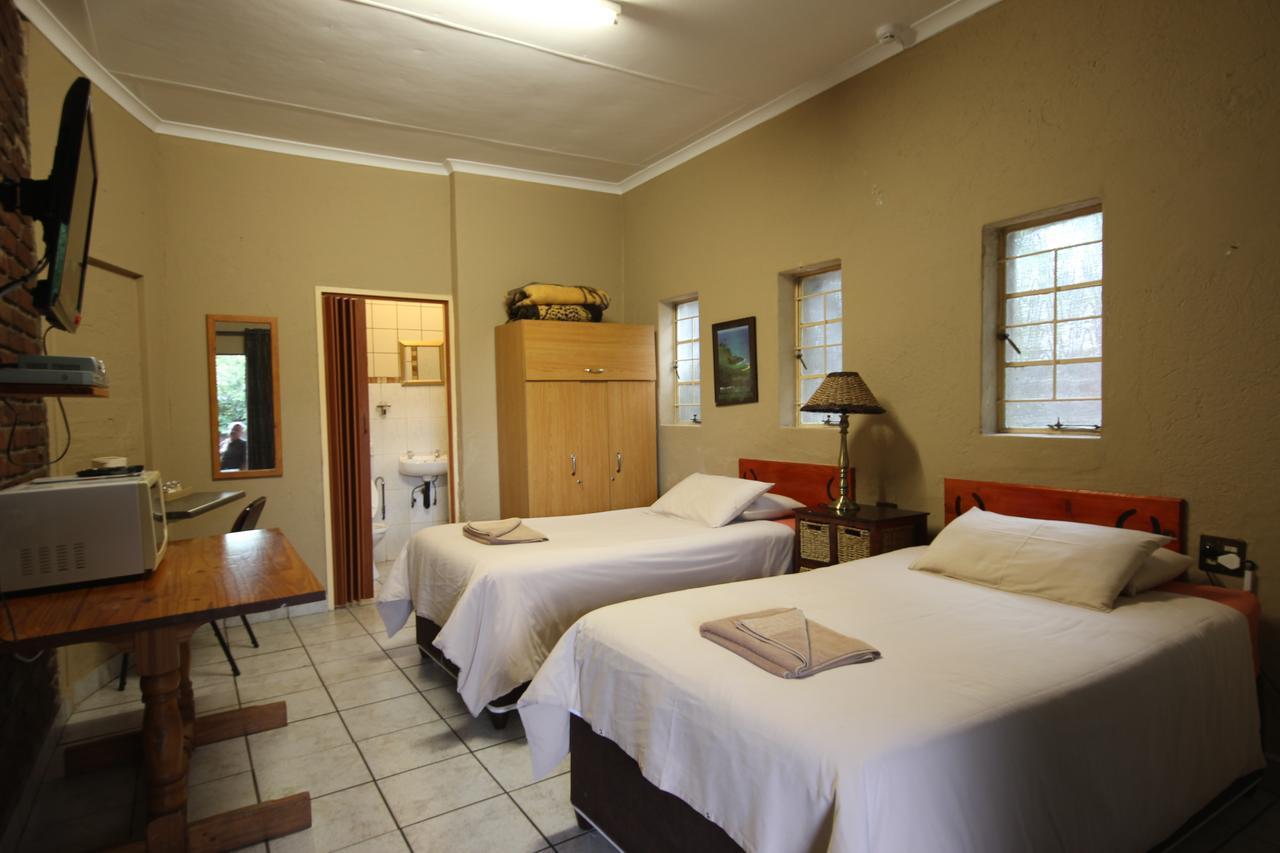 Ingwe Guesthouse Mbombela Eksteriør bilde